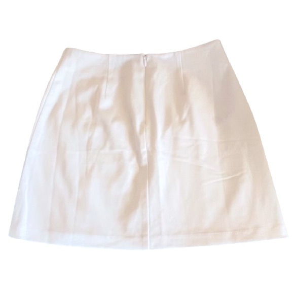 Aritzia- Sunday Best- White Tatiana High Waist Mini Skirt. - Picture 4 of 6